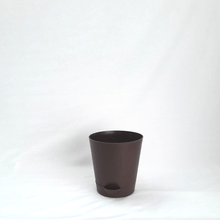 Load image into Gallery viewer, Gardenista Self-Watering Pot- 5 Inches Dark Brown (Set of 2)
