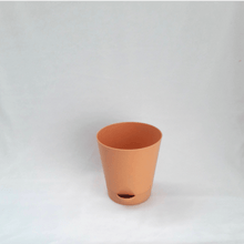 Load image into Gallery viewer, Gardenista Self-Watering Pot- 5 Inches Light Brown (Set of 2)