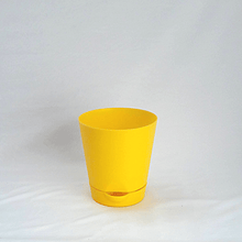 Load image into Gallery viewer, Gardenista Self-Watering Pot- 5 Inches Yellow (Set of 2)
